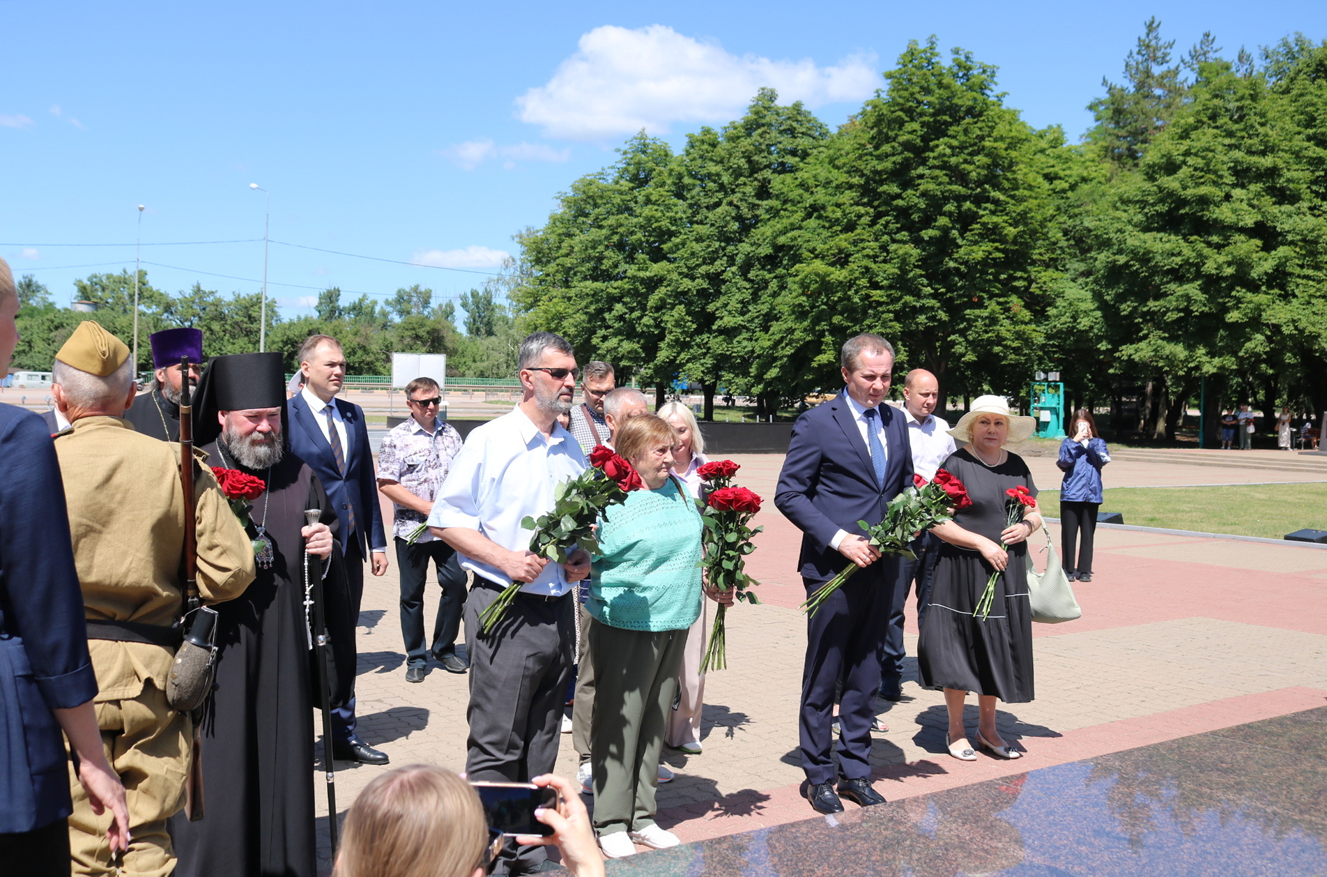 В Яковлевском округе предали земле останки 220 солдат Красной Армии |  22.06.2024 | Губкин - БезФормата